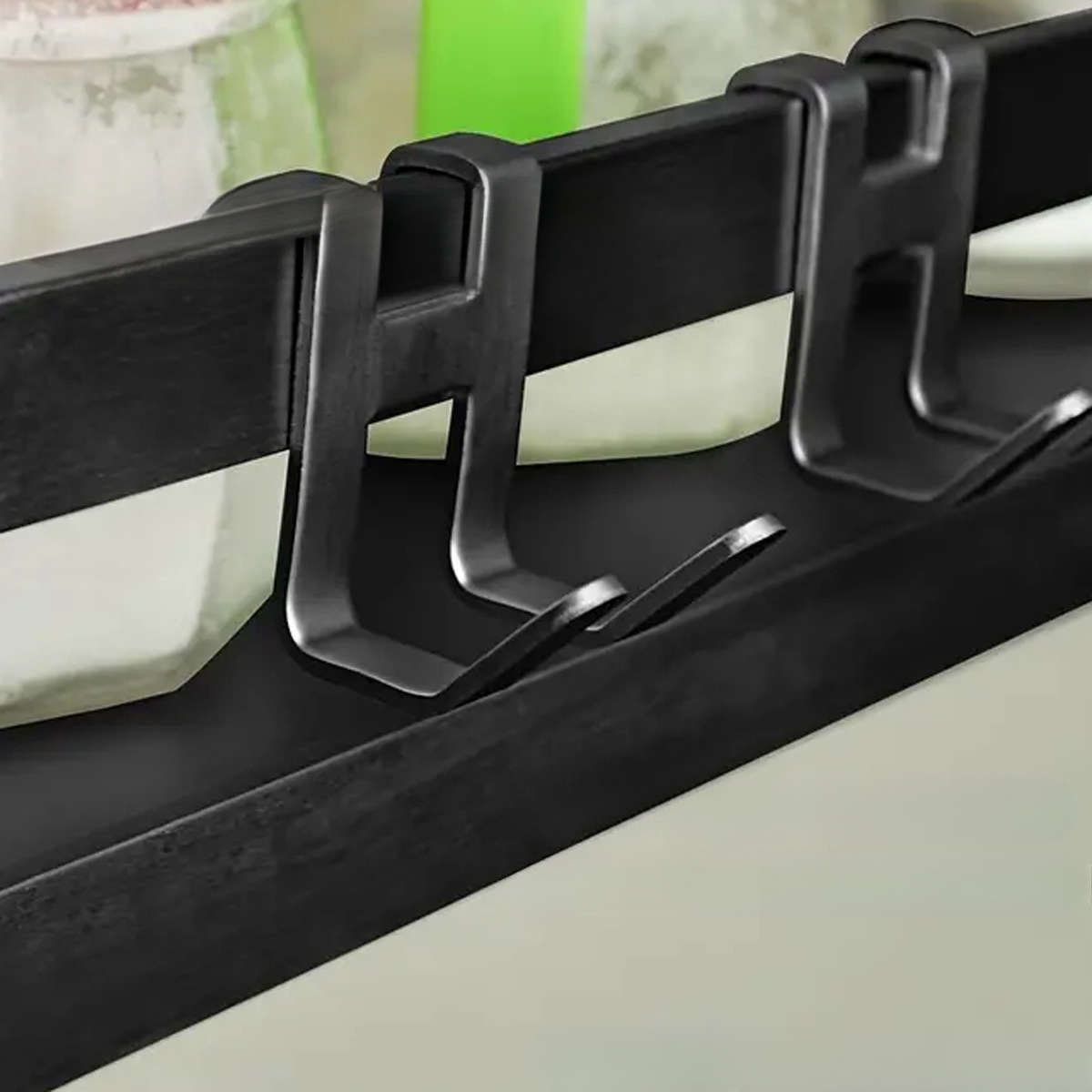 Ganchos traseros para puerta,  - Cabinet Lock Key reseña y precio